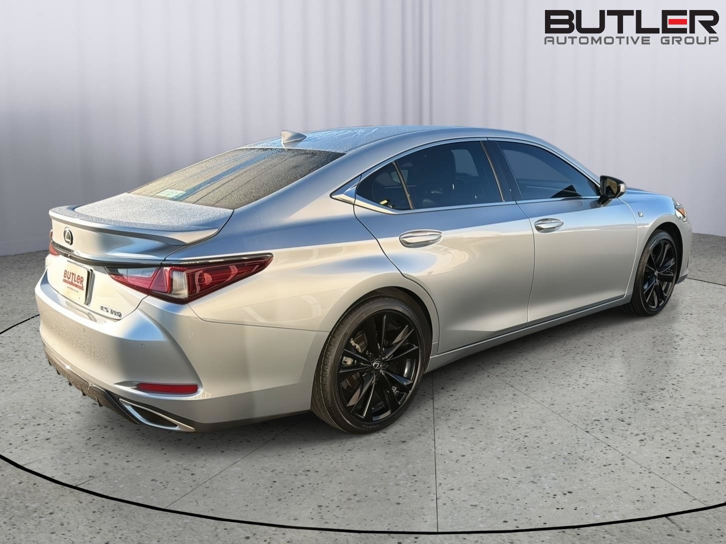Certified 2022 Lexus ES 350 F Sport w/ Accessory Package 2 FWD image 6