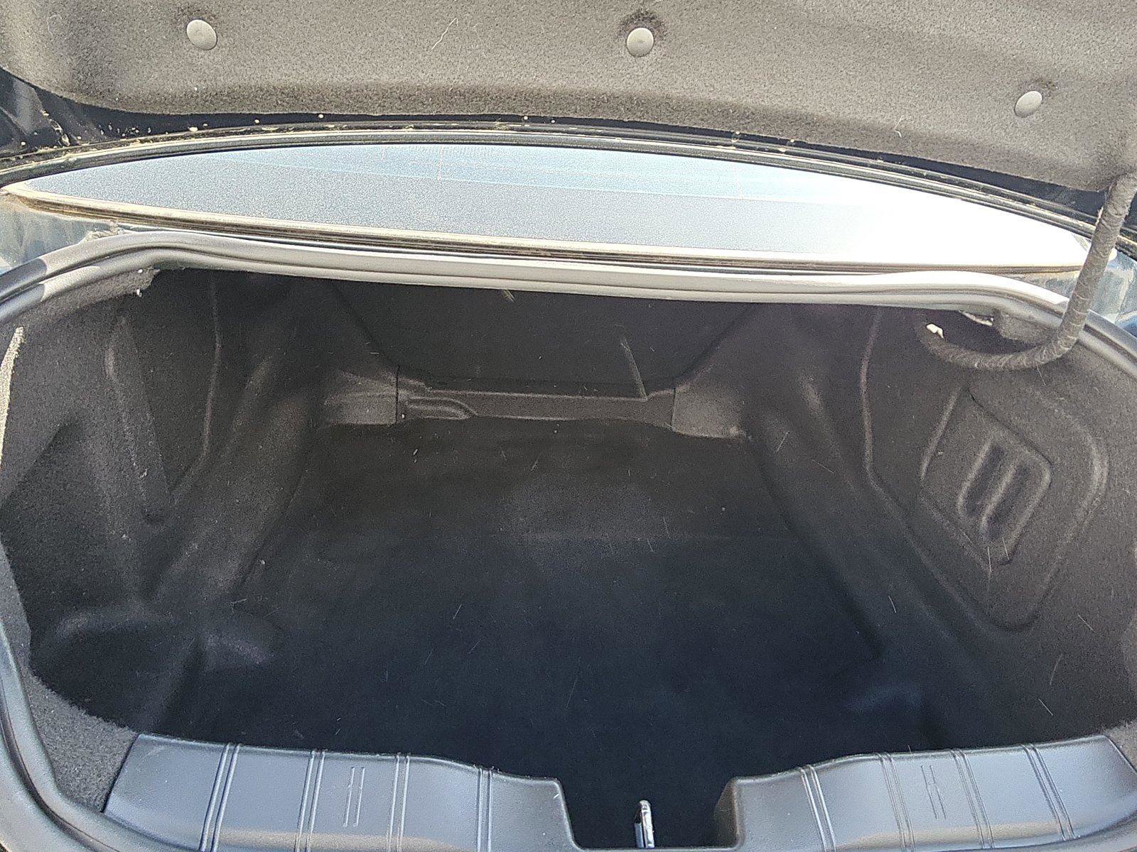 Used 2019 Chevrolet Camaro LT w/ Technology Package image 25