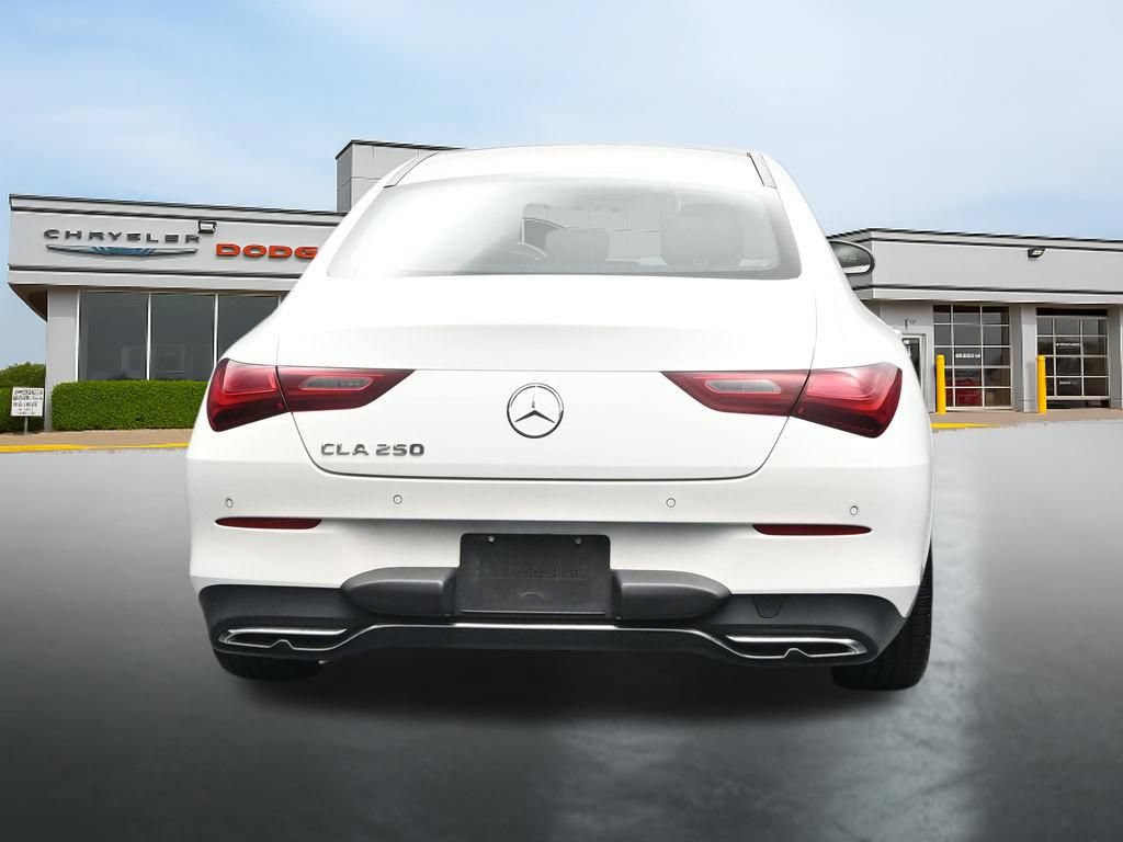 Used 2025 Mercedes-Benz CLA 250 image 4