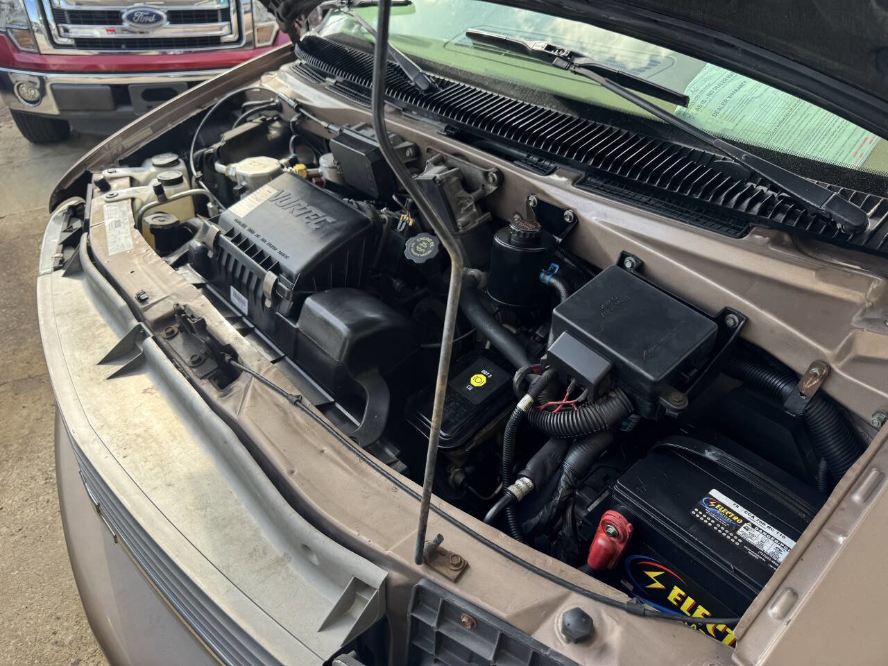 Used 2002 Chevrolet Astro RWD image 15