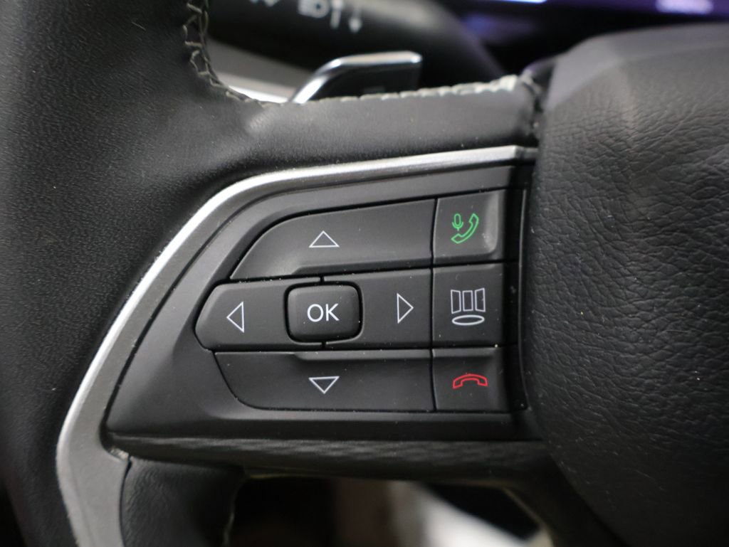 Used 2023 Jeep Grand Cherokee Altitude image 34