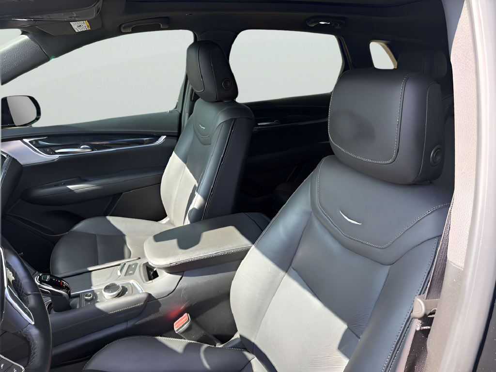 Used 2023 Cadillac XT5 Premium Luxury AWD/4WD image 19