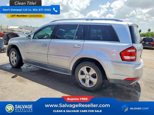 Used 2011 Mercedes-Benz GL 450 4MATIC image 3