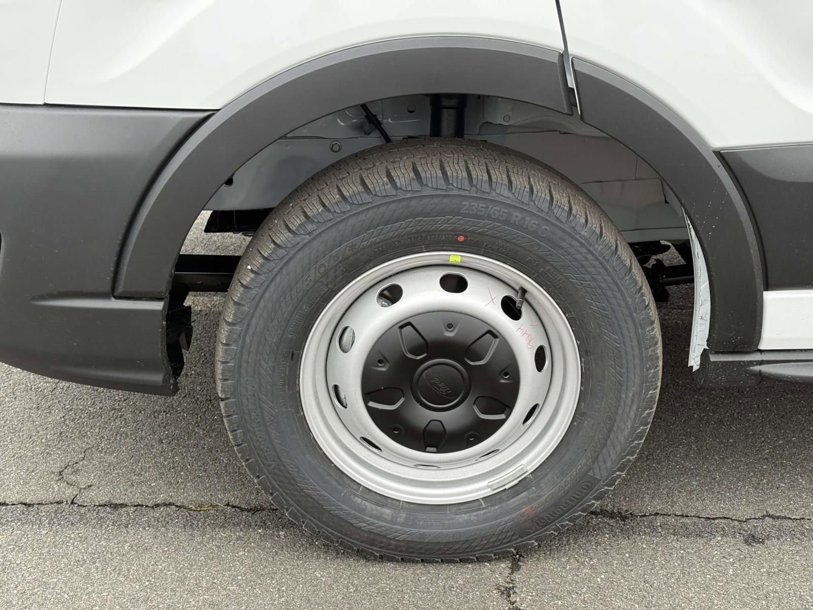 New 2026 Ford Transit 150 148 Medium Roof w/ Load Area Protection Package image 9