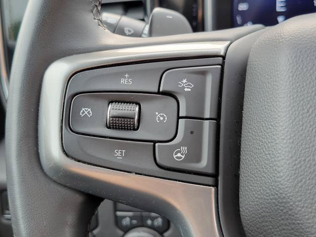 Used 2023 Chevrolet Silverado 1500 RST AWD/4WD image 15