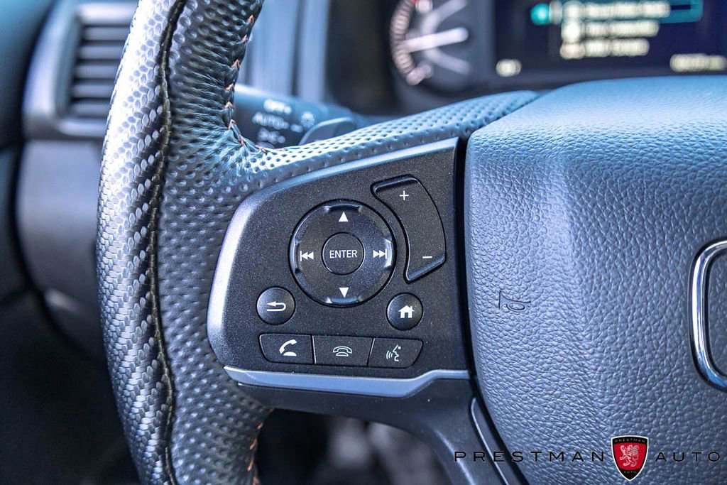 Used 2025 Honda Passport TrailSport image 30