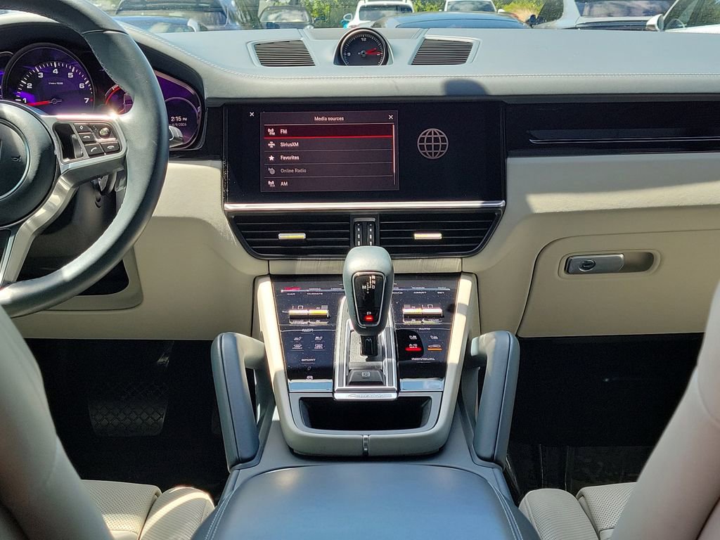 Certified 2022 Porsche Cayenne image 22