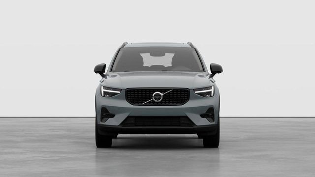 New 2026 Volvo XC40 B5 Plus w/ Protection Package Premier image 5