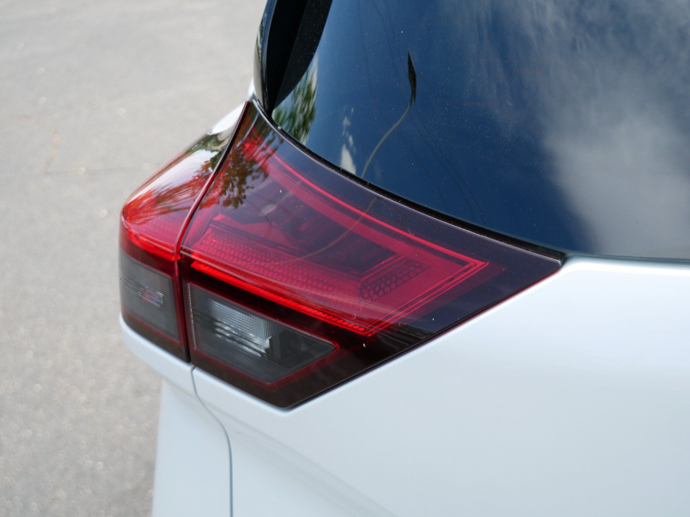 Used 2024 Nissan Rogue Platinum w/ Platinum Premium Package AWD/4WD image 17