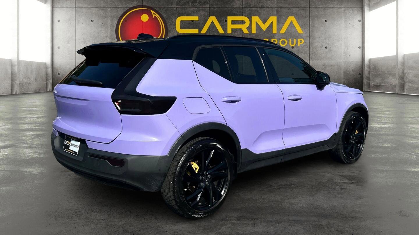 Used 2021 Volvo XC40 T5 R-Design image 5