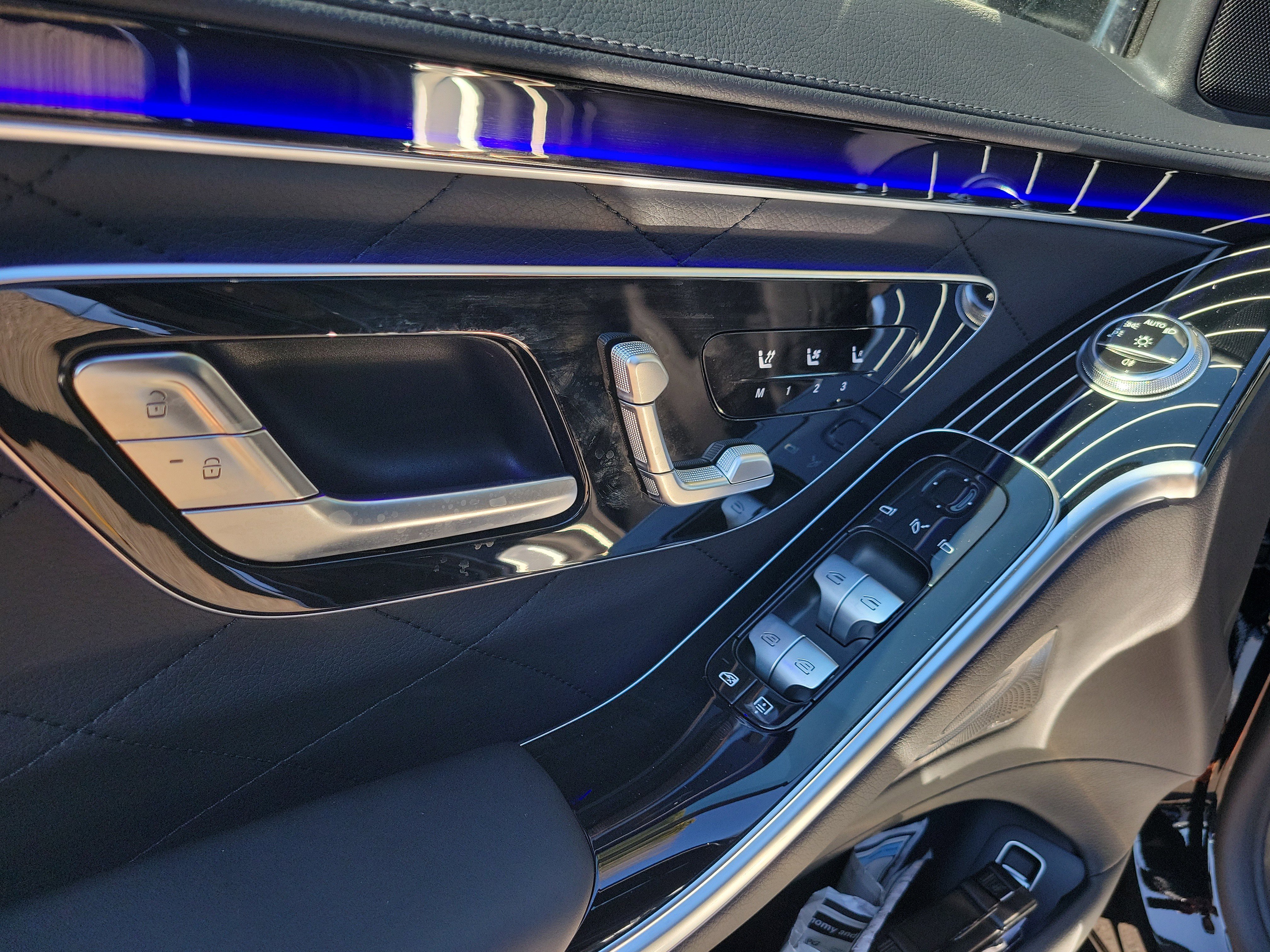 Certified 2025 Mercedes-Benz S 580 4MATIC Sedan image 23