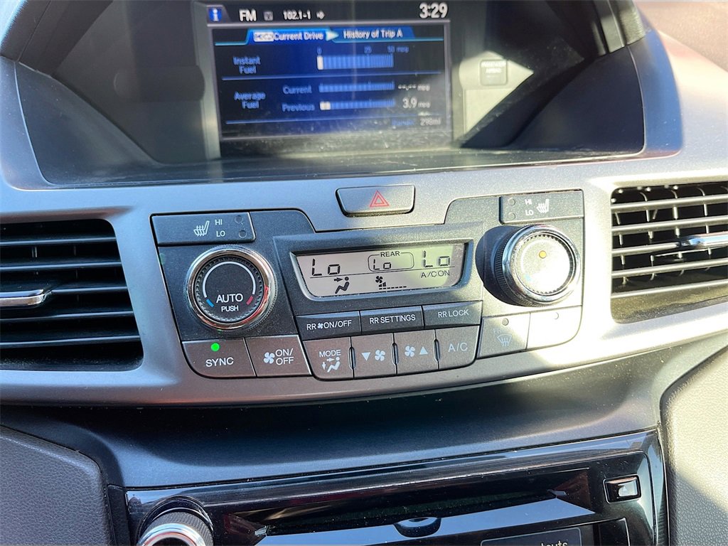 Used 2015 Honda Odyssey Touring Elite image 15