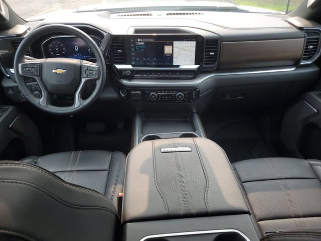 Certified 2026 Chevrolet Silverado 2500 High Country w/ High Country Premium Package AWD/4WD image 27