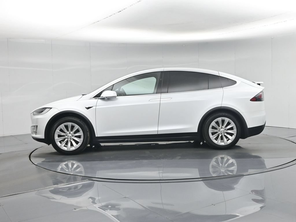 Used 2020 Tesla Model X Long Range AWD/4WD image 22