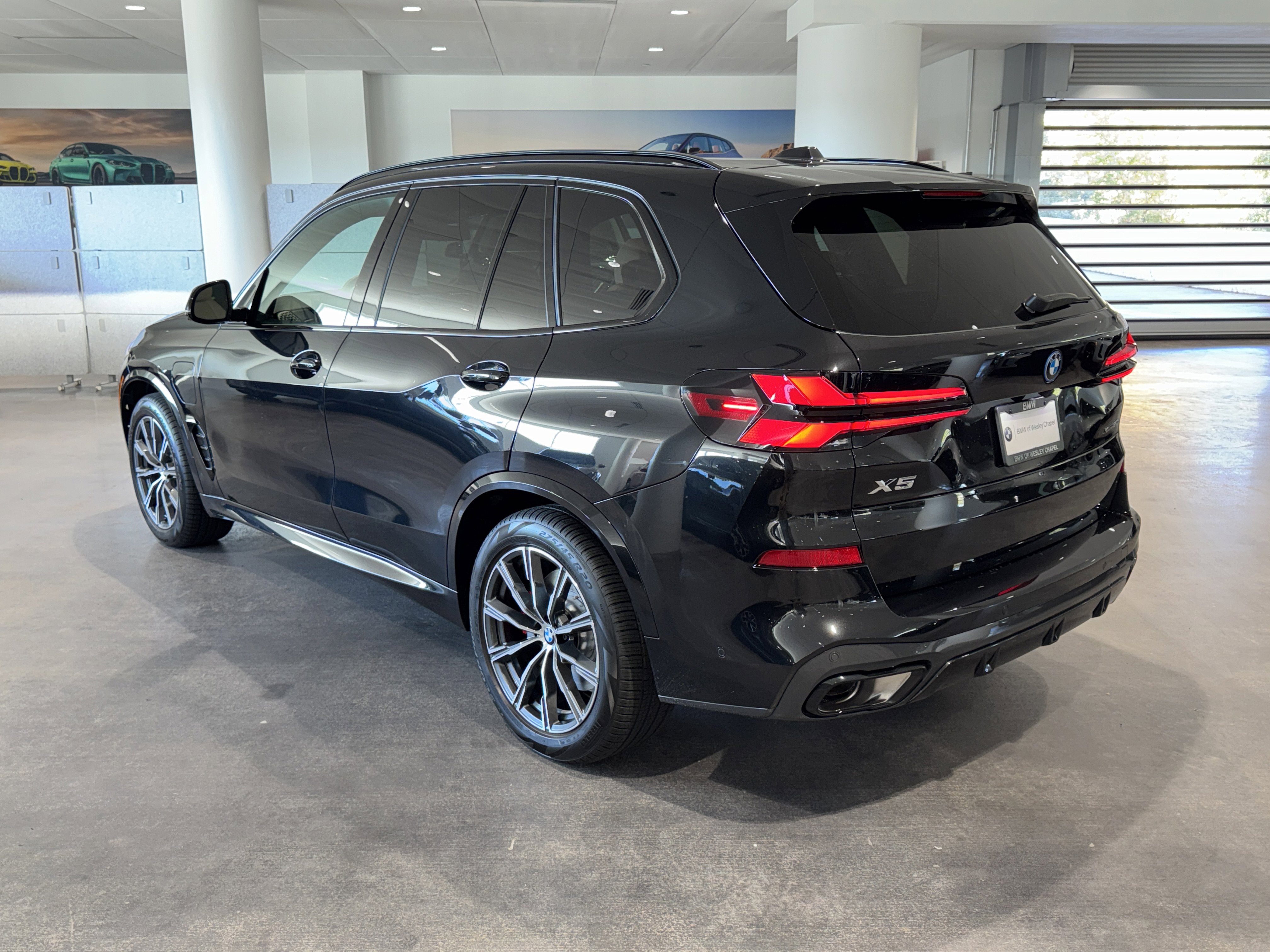 New 2026 BMW X5 xDrive50e w/ M Sport Package image 5