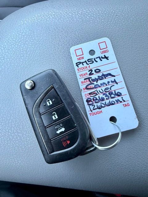 Used 2020 Toyota Camry LE FWD image 40