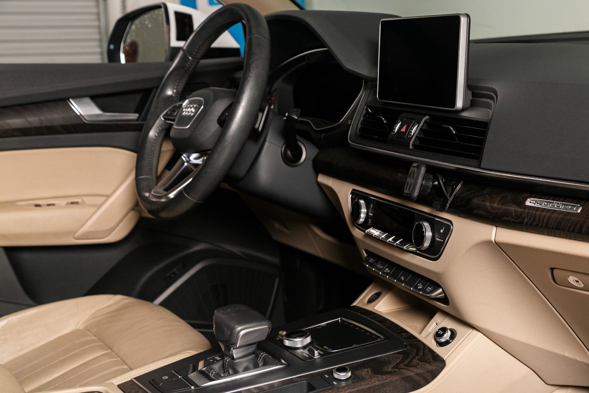 Used 2018 Audi Q5 2.0T Premium Plus w/ Premium Plus Package image 30