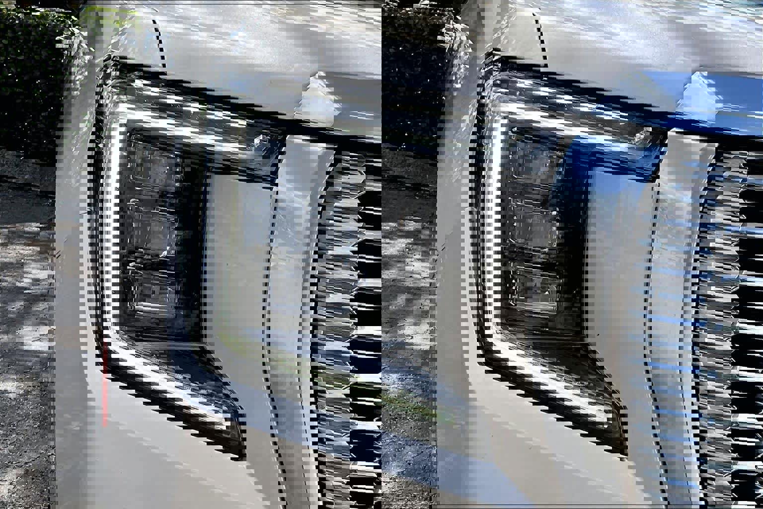 Used 2024 GMC Yukon Denali w/ Advanced Technology Package image 28