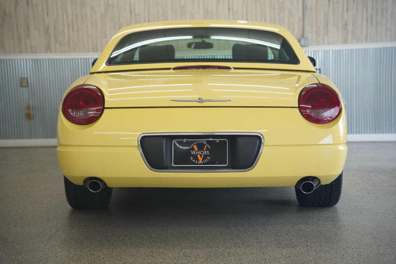 Used 2002 Ford Thunderbird image 9