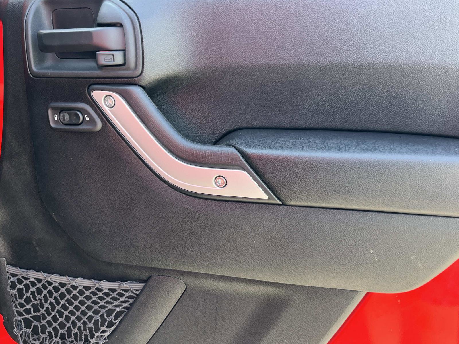 Used 2017 Jeep Wrangler Unlimited Rubicon w/ Cold Weather Group image 21