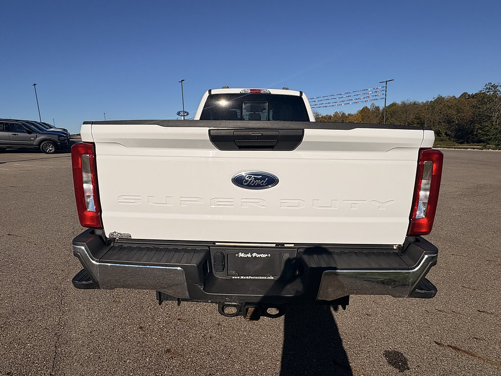 Used 2024 Ford F350 XL w/ FX4 Off-Road Package AWD/4WD image 4