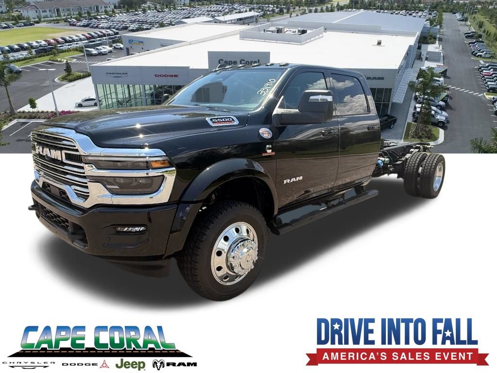 New 2026 RAM 5500 4x4 Crew Cab w/ Laramie Trim Package 360° Tour