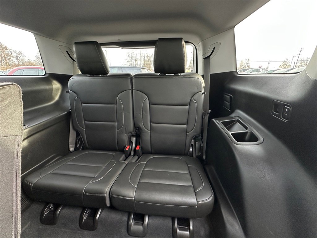 Used 2022 GMC Acadia SLT w/ LPO, Floor Liner Package image 25