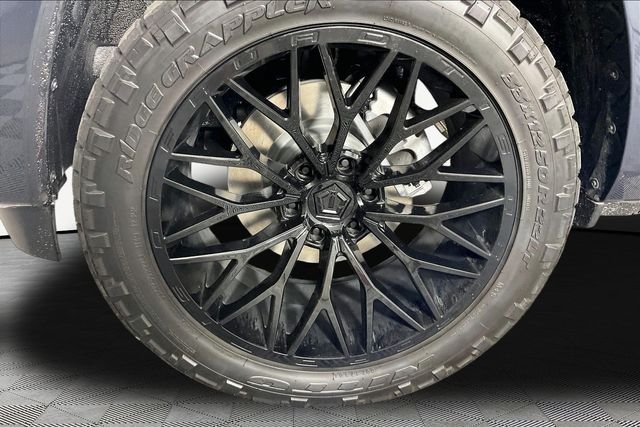 New 2026 RAM 1500 4x4 Crew Cab image 13