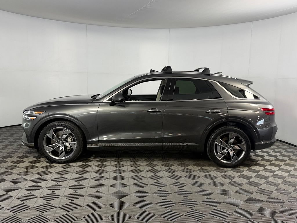 Used 2025 Genesis Electrified GV70 AWD/4WD image 10
