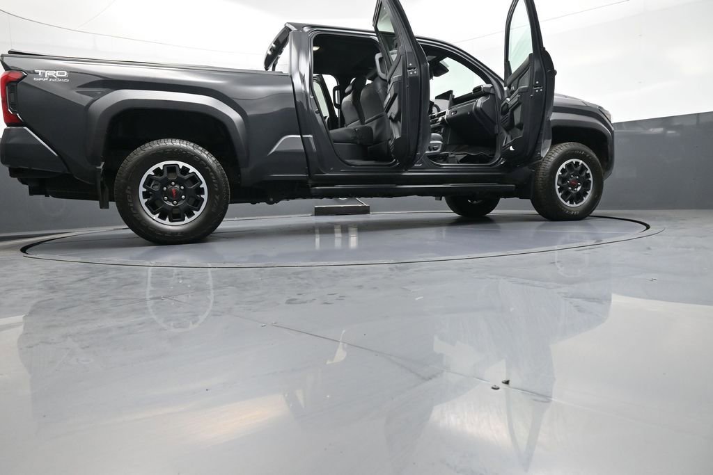 Certified 2024 Toyota Tacoma TRD Off-Road AWD/4WD image 47