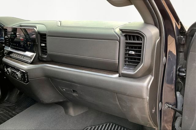 Used 2022 Chevrolet Silverado 1500 LT image 18