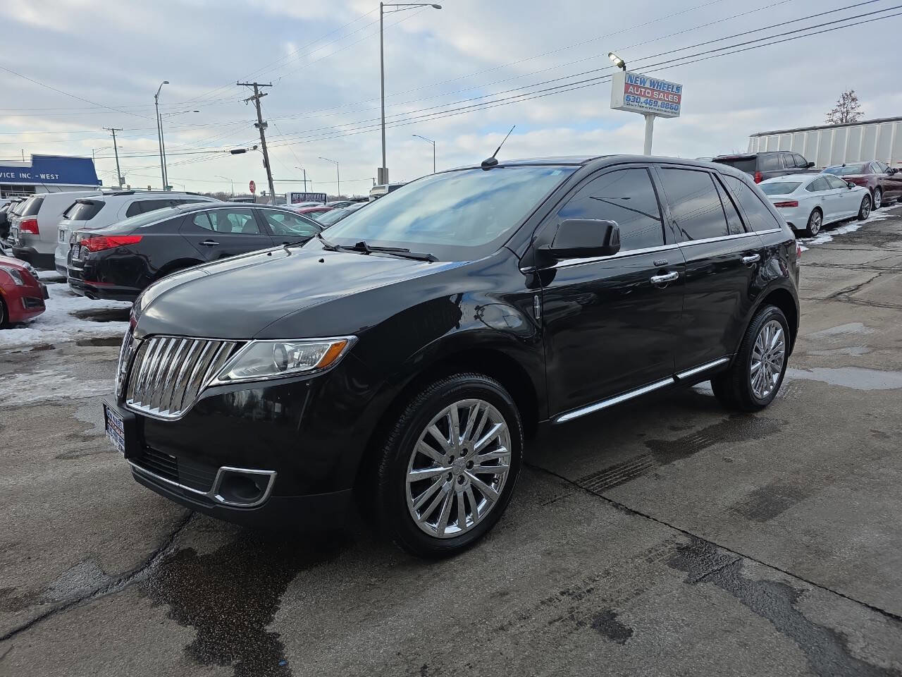 Used 2011 Lincoln MKX AWD w/ 102A Rapid Spec Order Code image 2