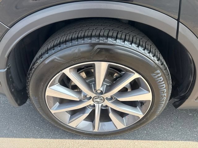 Used 2025 Acura MDX w/ Technology Package FWD image 14