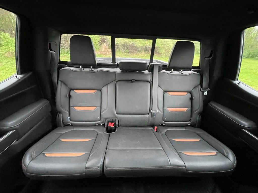 Used 2021 GMC Sierra 1500 AT4 w/ AT4 Value Package AWD/4WD image 19