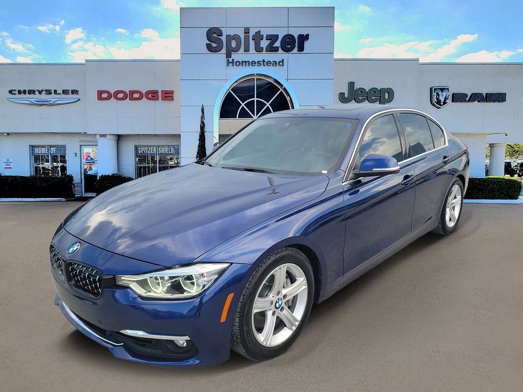 Used 2018 BMW 340i xDrive Sedan AWD/4WD image 4