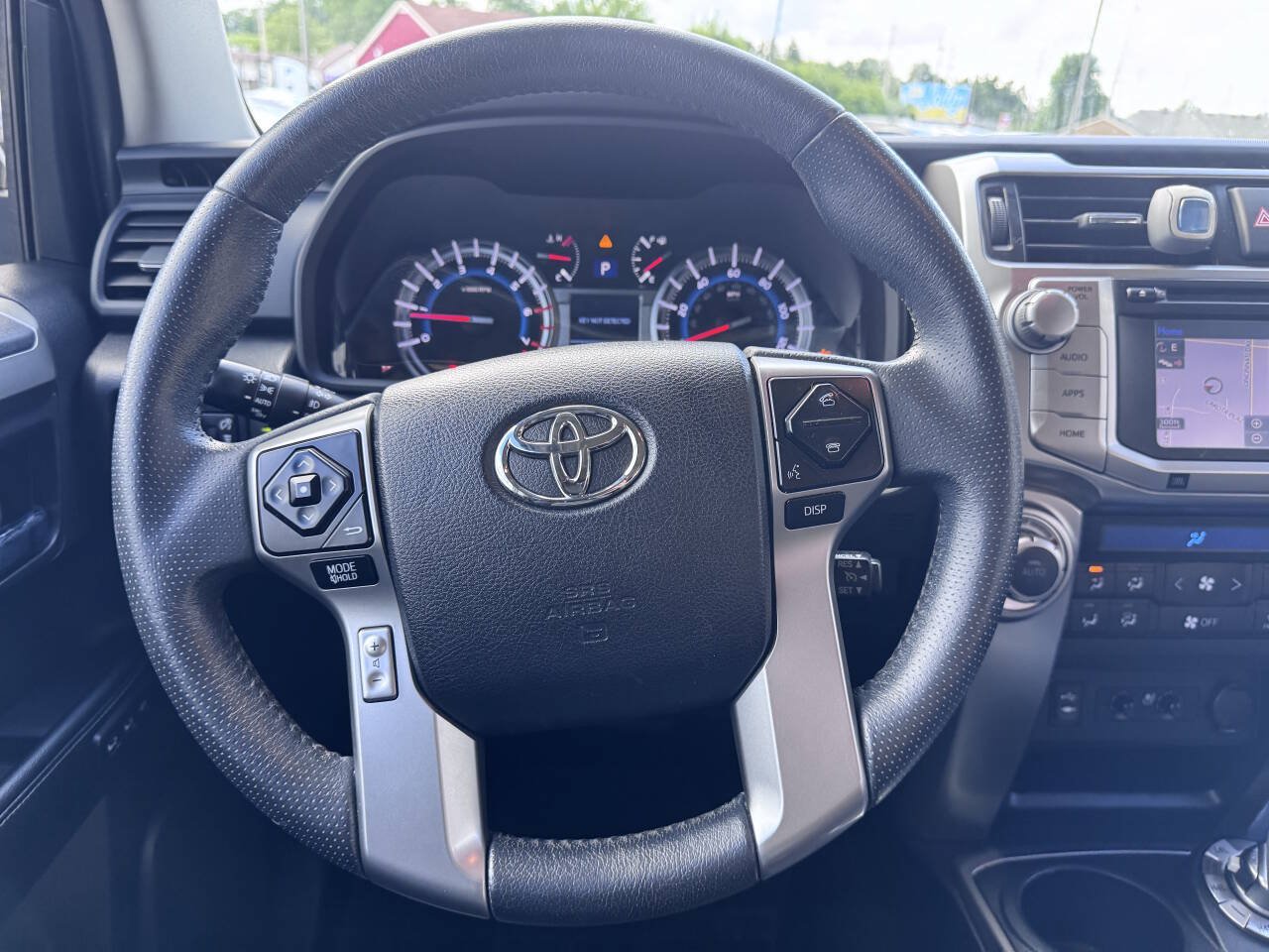 Used 2014 Toyota 4Runner Limited AWD/4WD image 21