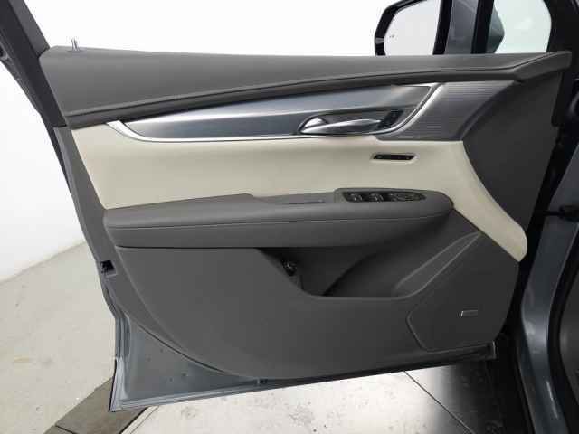 Certified 2023 Cadillac XT5 Premium Luxury image 19