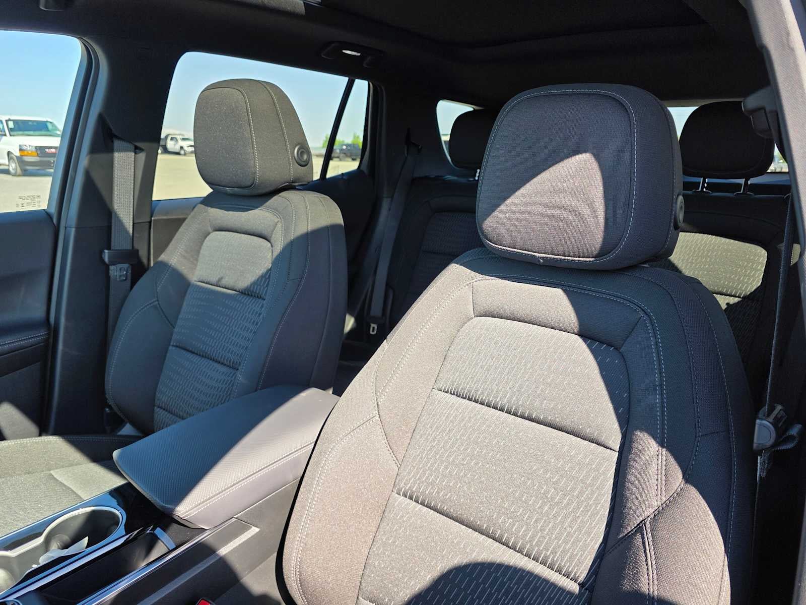 New 2026 Chevrolet Equinox LT w/ Safety and Technology Package AWD/4WD image 20