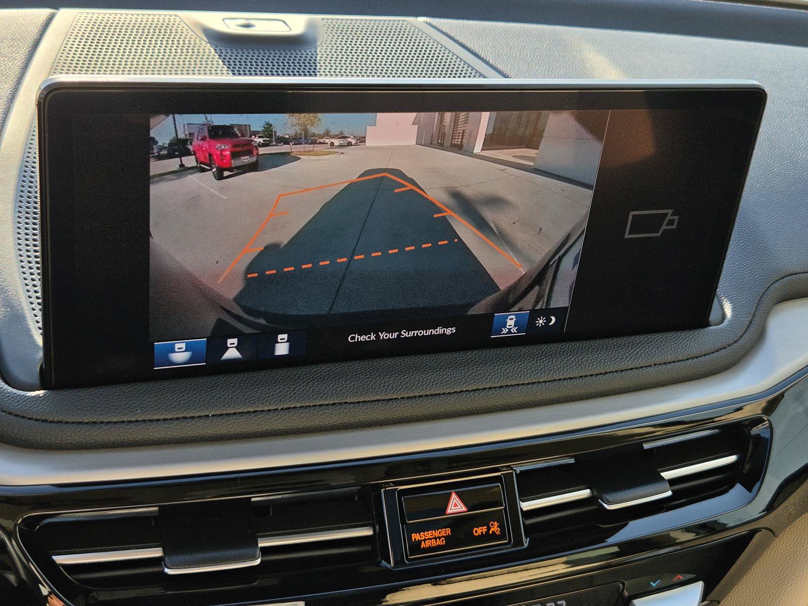 Used 2025 Acura MDX FWD image 21