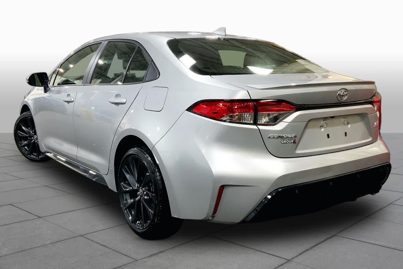 Certified 2026 Toyota Corolla SE FWD image 12