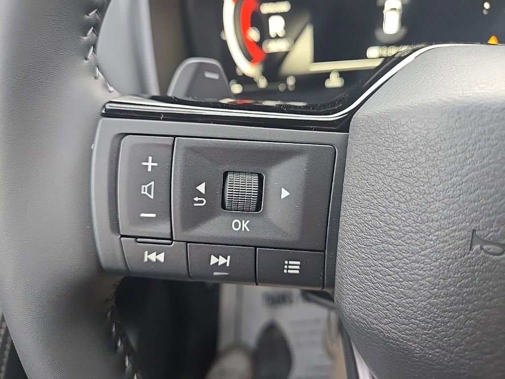 New 2026 Nissan Rogue Platinum AWD/4WD image 13