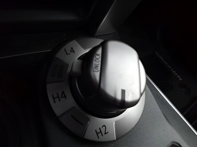 Used 2020 Toyota 4Runner SR5 image 29