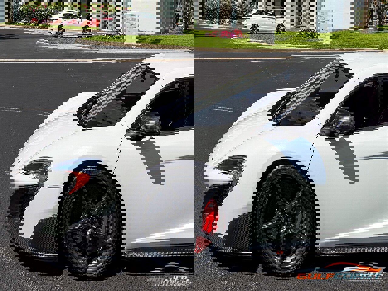 Used 2016 McLaren 675LT image 42