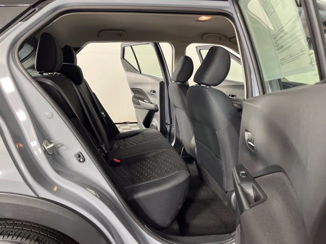 Used 2023 Nissan Kicks SV FWD image 43
