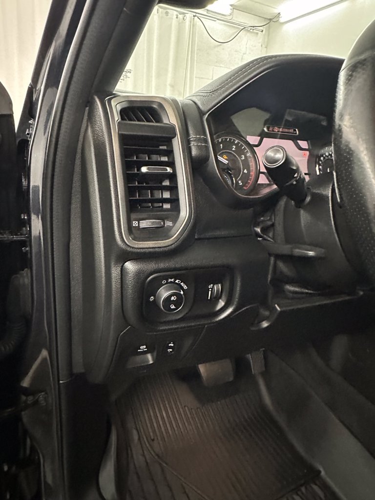 Used 2020 RAM 1500 Rebel AWD/4WD image 15