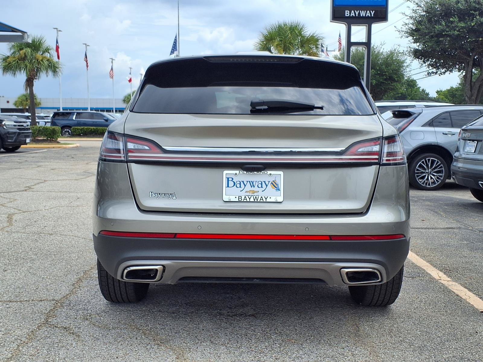 Used 2023 Lincoln Nautilus AWD image 22