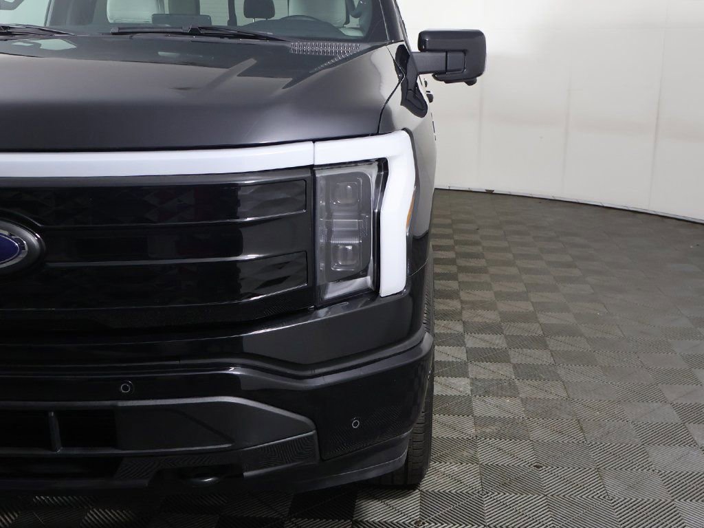 Used 2023 Ford F150 Lightning Platinum image 20