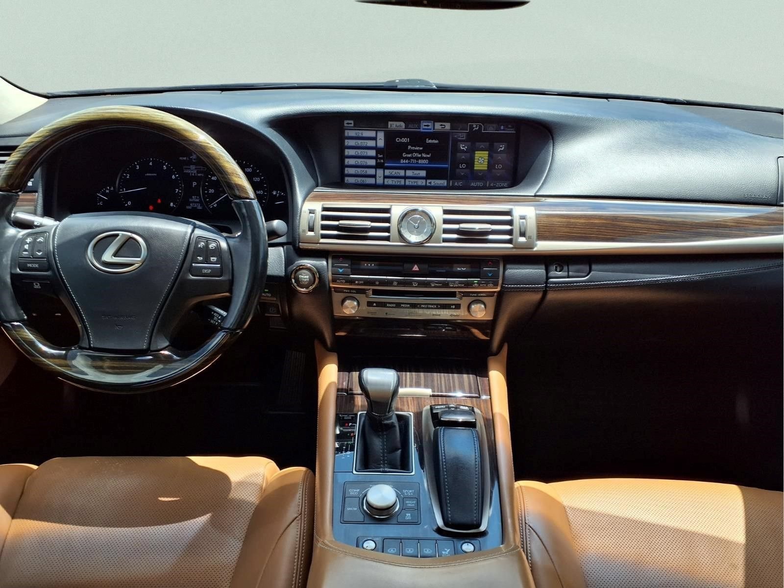 Used 2013 Lexus LS 460 w/ Ultra Luxury Pkg RWD image 12
