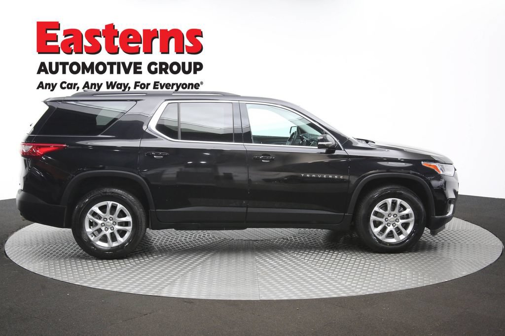 Used 2020 Chevrolet Traverse LT AWD/4WD image 44