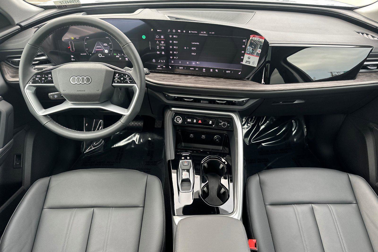 New 2025 Audi Q5 Premium Plus w/ Premium Plus image 12